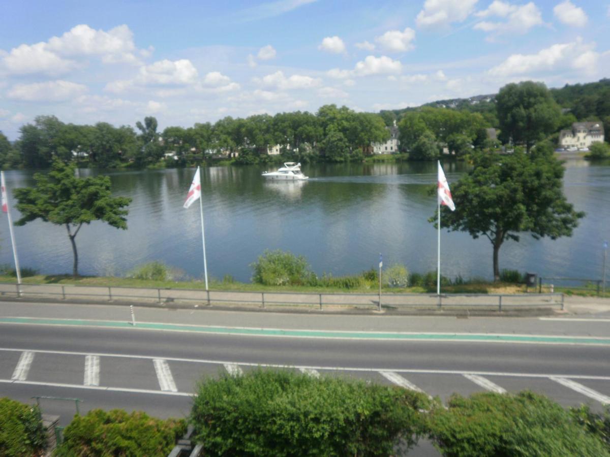 Apartment Am Moselufer Im Kurort Koblenz-güls